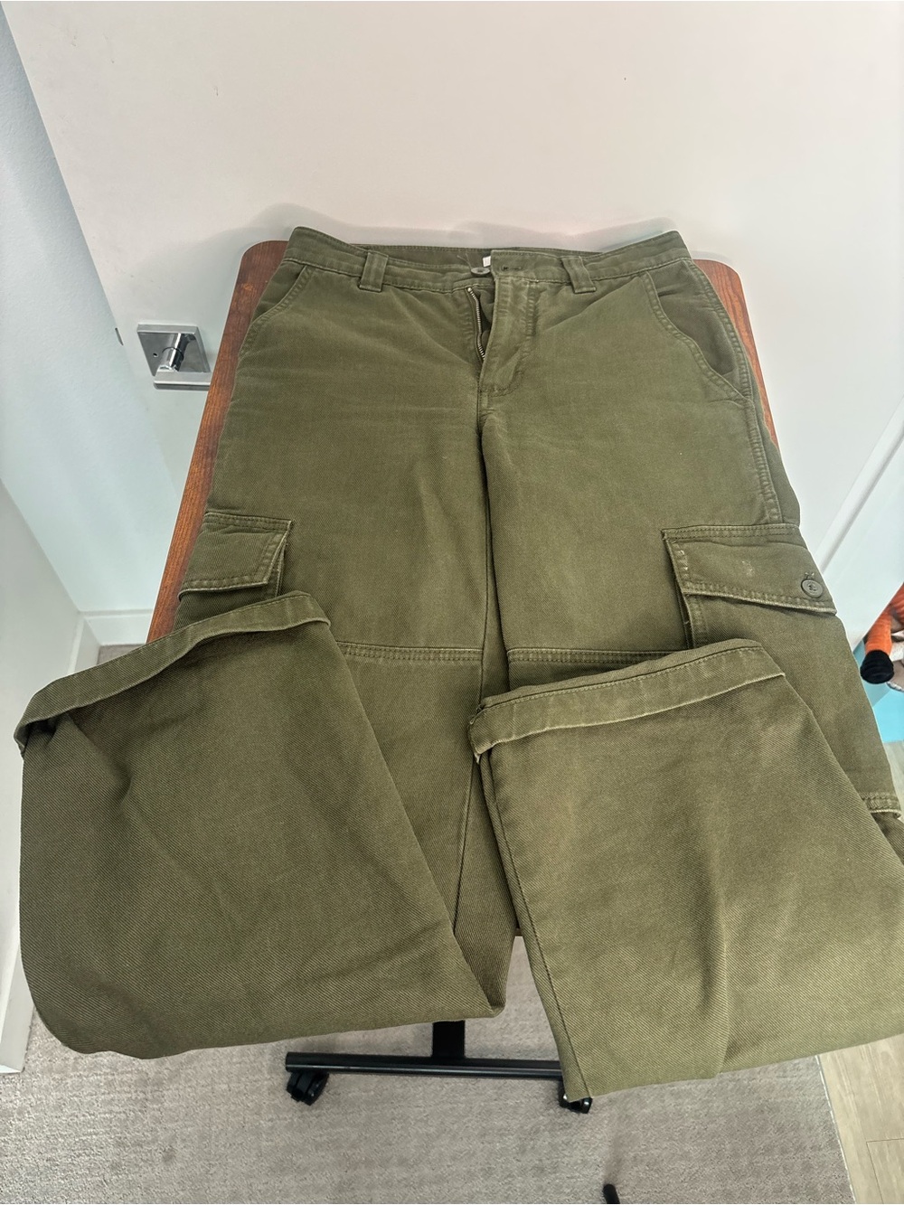 TNA Olive Green Men's Cargo Pants - Utility Pockets